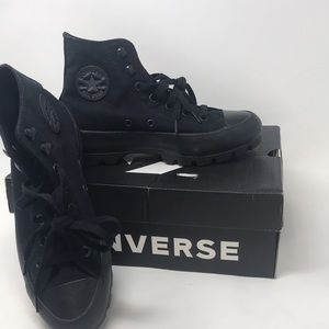 Womens size 6 all black high top platform converse chuck taylors